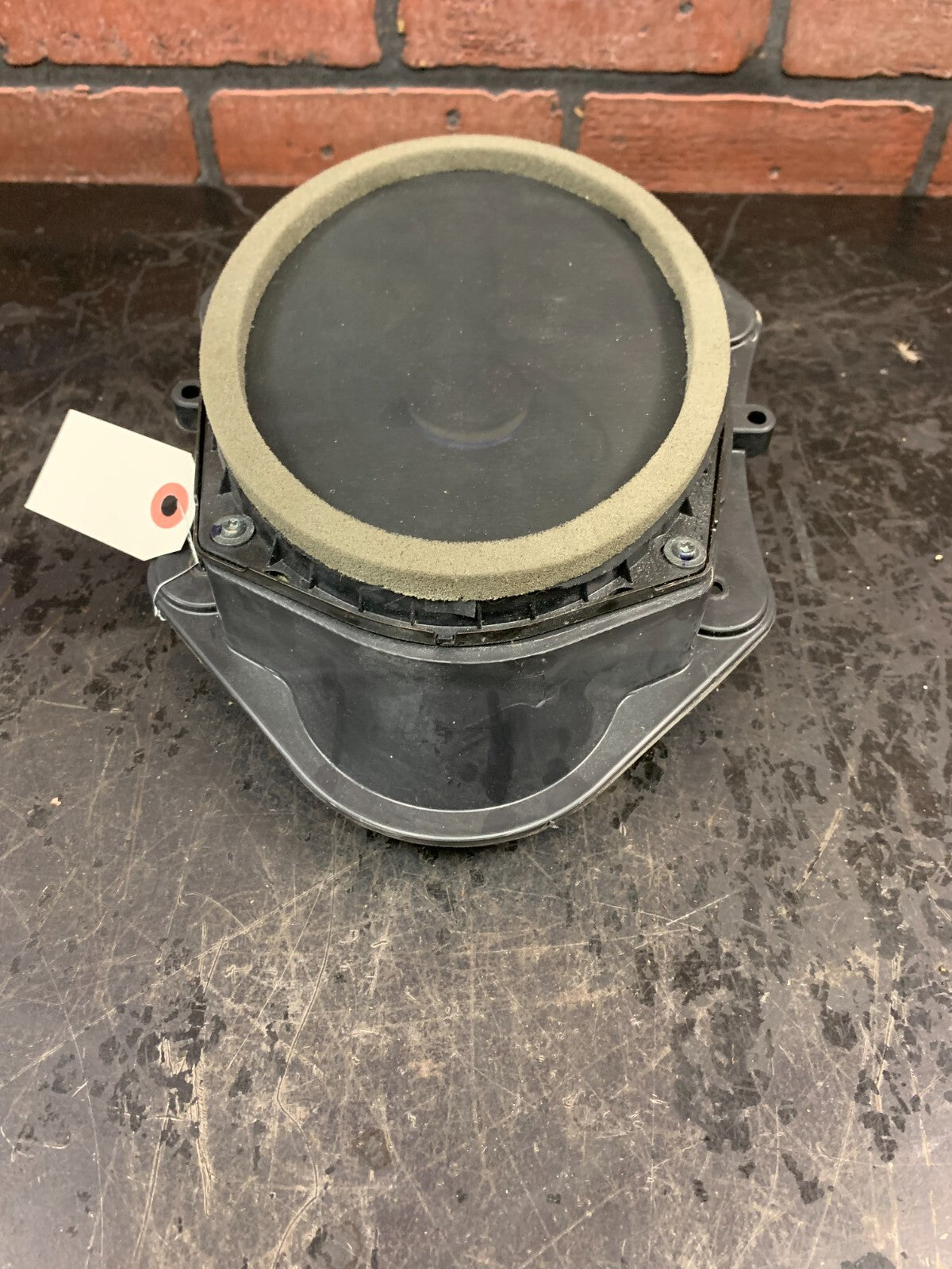 2012-2023 DODGE CHALLENGER SRT 6.4L OEM FRONT RIGHT OR LEFT DOOR AUDIO SPEAKER.