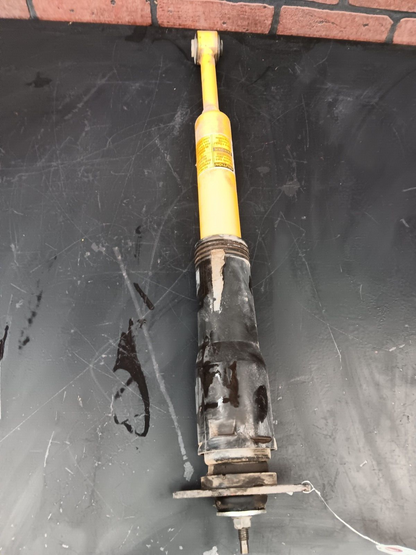 08-10 Dodge Challenger SRT8 Rear Suspension Shock Absorber Strut Set 05039355ag