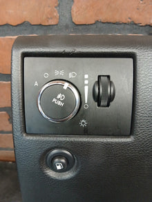 11-13 Jeep Grand Cherokee Lower Steering Column Kick Knee Panel 01471003bl