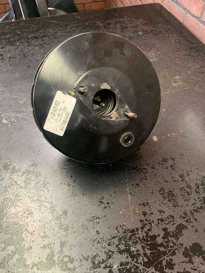 2005-2010 JEEP GRAND CHEROKEE 6.1L POWER BRAKE BOOSTER OEM P52124080AB