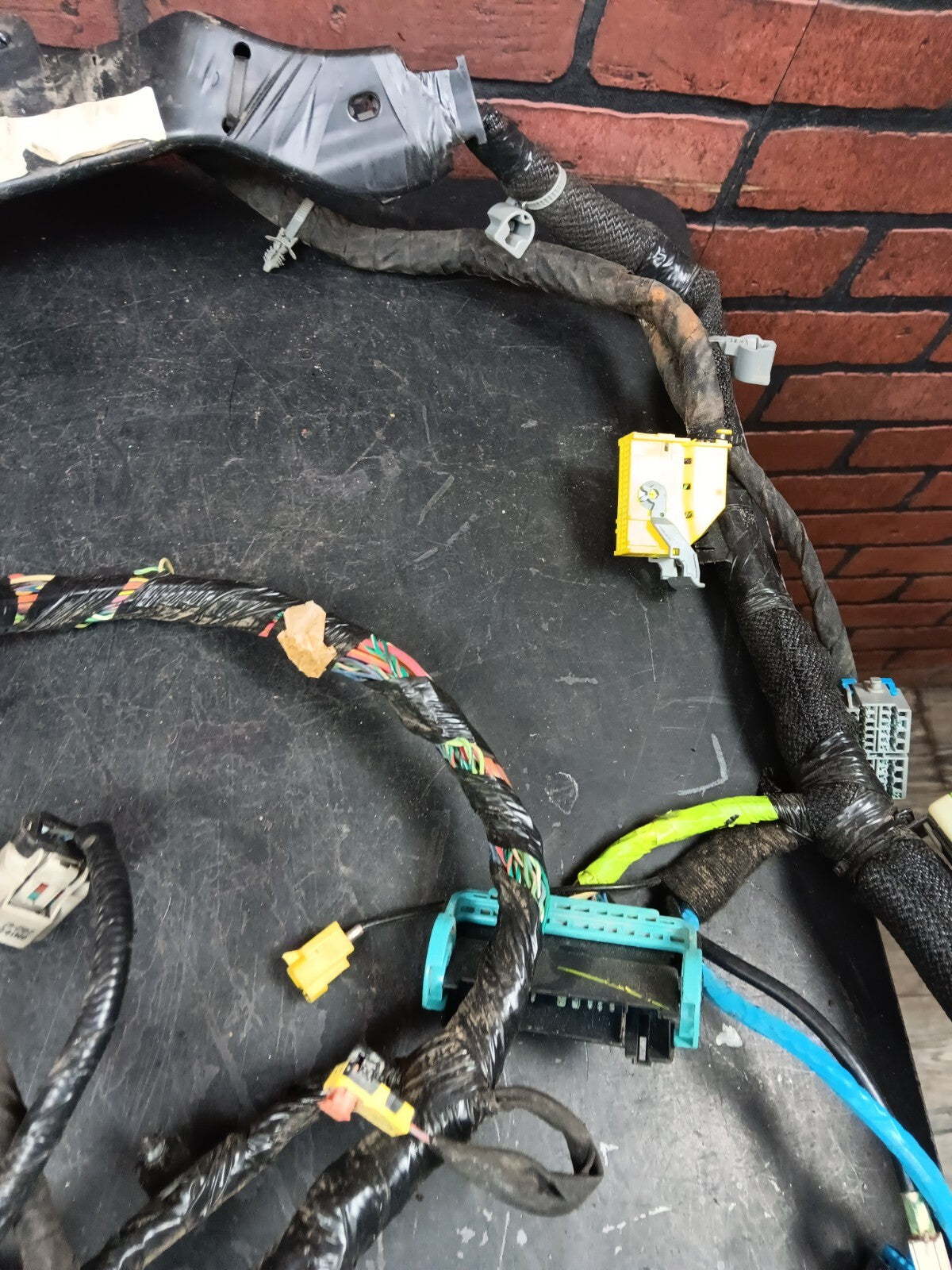 2013 Dodge Dart Mopar Unified Body Wiring Wire Harness Assembly 68171526AC