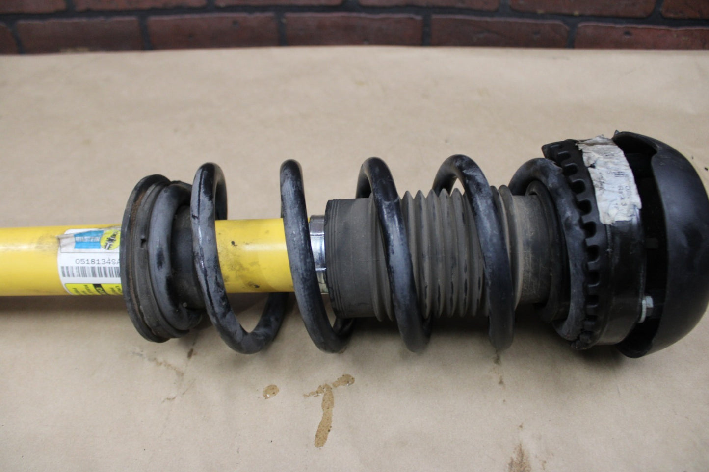 2008-2014 CHALLENGER SRT Front Passenger RH Shock Absorber Strut OEM 05181349AG