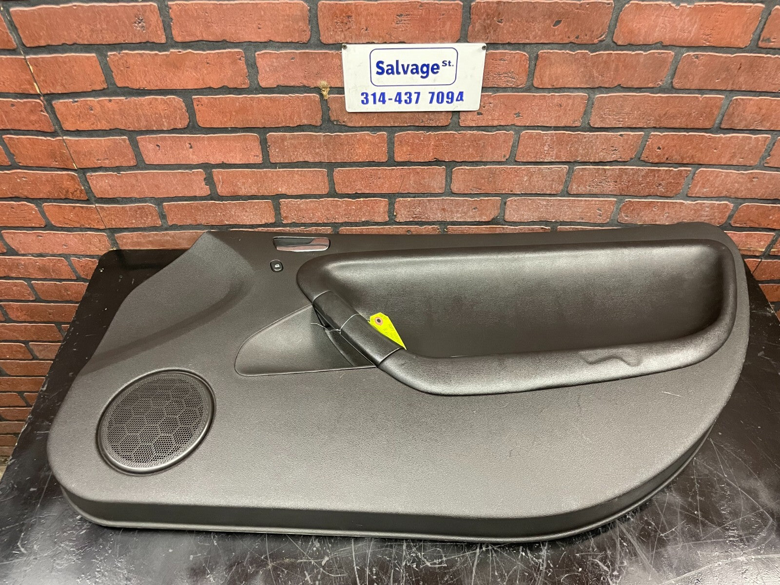 06-09 Pontiac Solstice Right Passenger Interior Door Trim Panel W/Switches Black