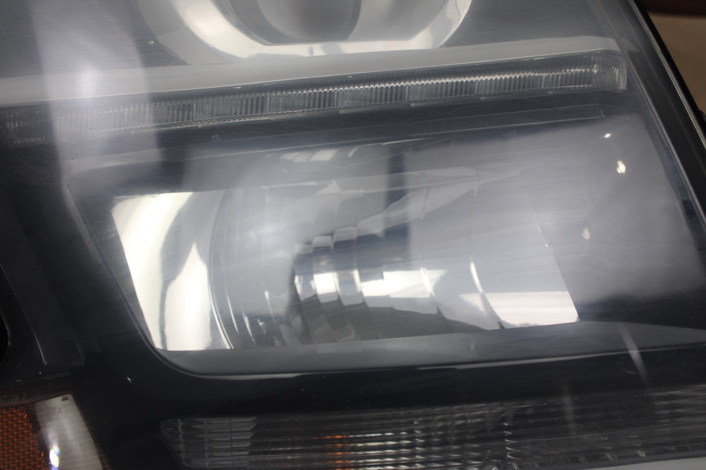 2015-2020 Chevrolet Suburban Tahoe Right Passenger RH Side HID Headlight OEM