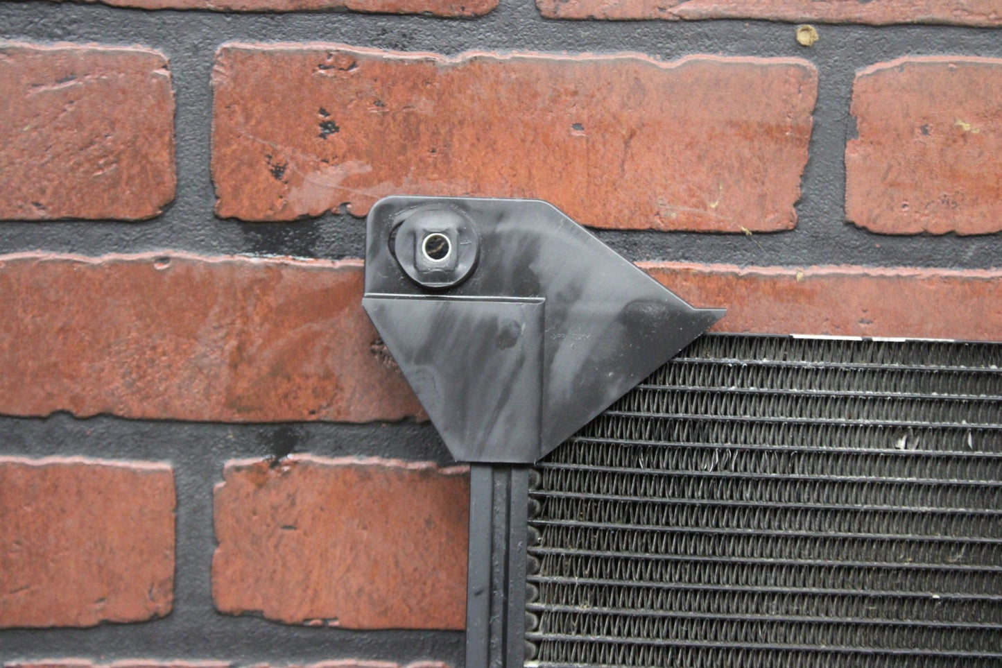 1999-2014 GMC CHEVY CADILLAC ESCALADE GM A/C AC AIR CONDITIONING CONDENSER OEM