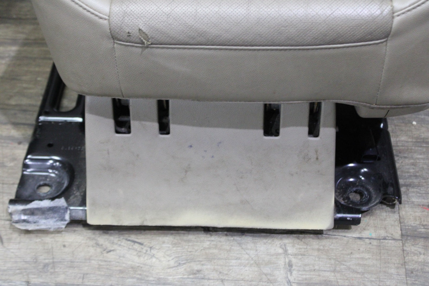 15-20 YUKON Gray Leather Rear Back Second Row Heated Captains Bucket Seat Set