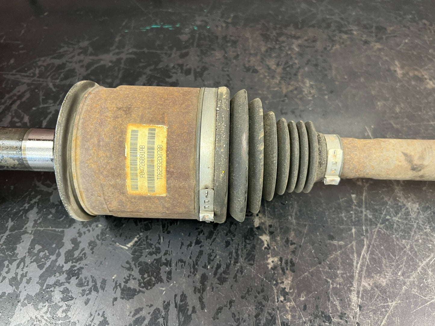 11-20 JEEP GRAND CHEROKEE 6.4L REAR AXLE SHAFT DRIVER LEFT 04726091AB