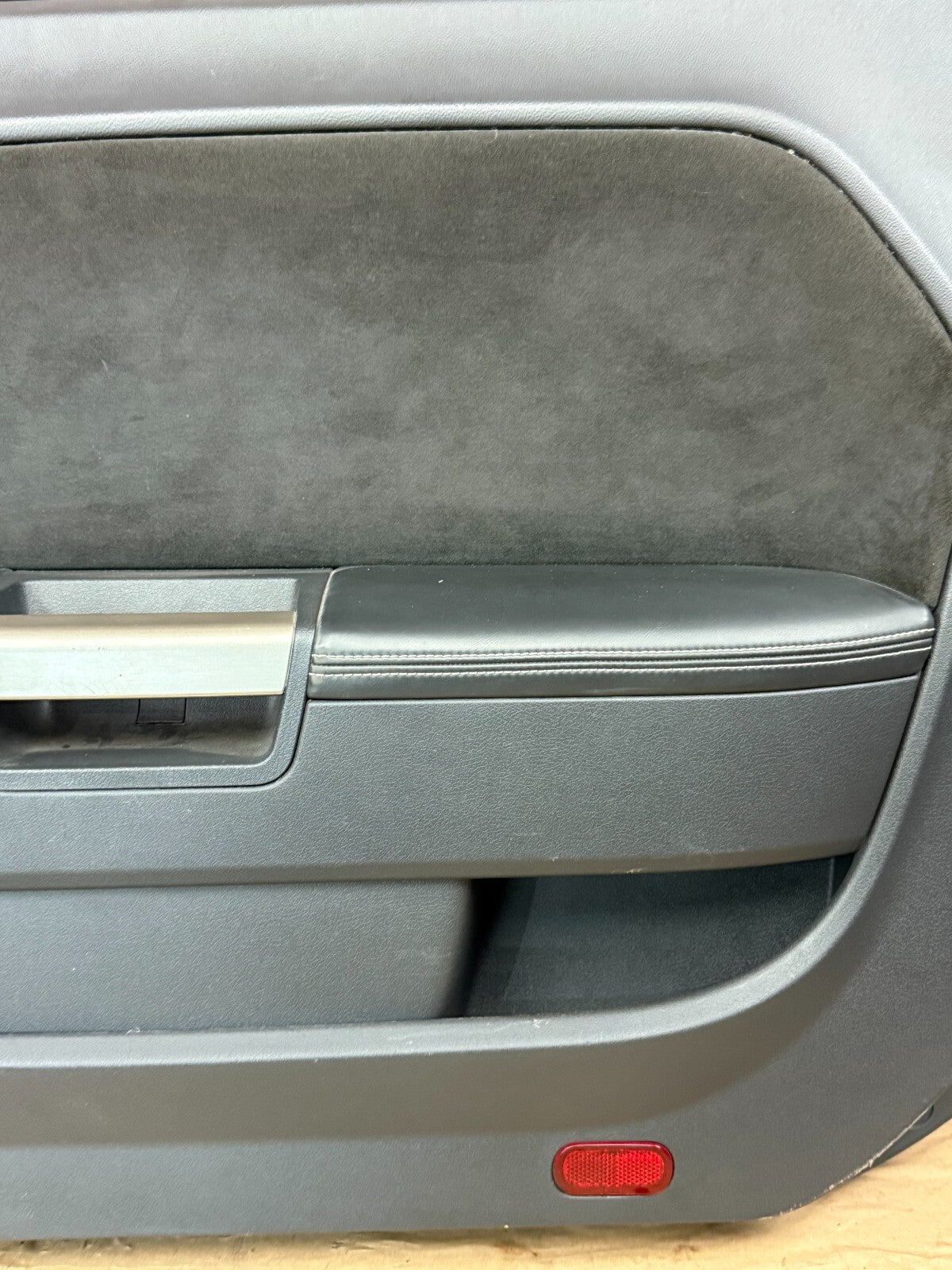 2008-2014 Dodge Challenger SRT8 Interior Front Passenger RH Leather Door Panel