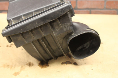 2010-2013 Land Rover Range Sport LR4 5.0L V8 Air Intake Cleaner Box Right OEM