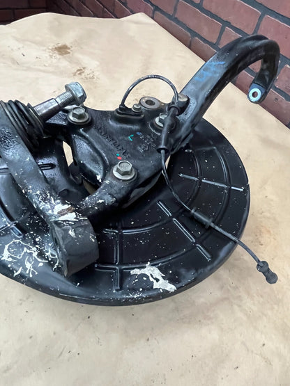 2012-2023 DODGE CHARGER R/T FRONT LEFT SIDE SPINDLE KNUCKLE OEM 05168403AE