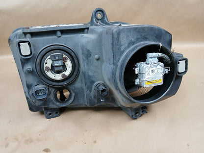 2005-2010 Chrysler 300 SRT8 Driver LH Side Headlight Lamp Assembly