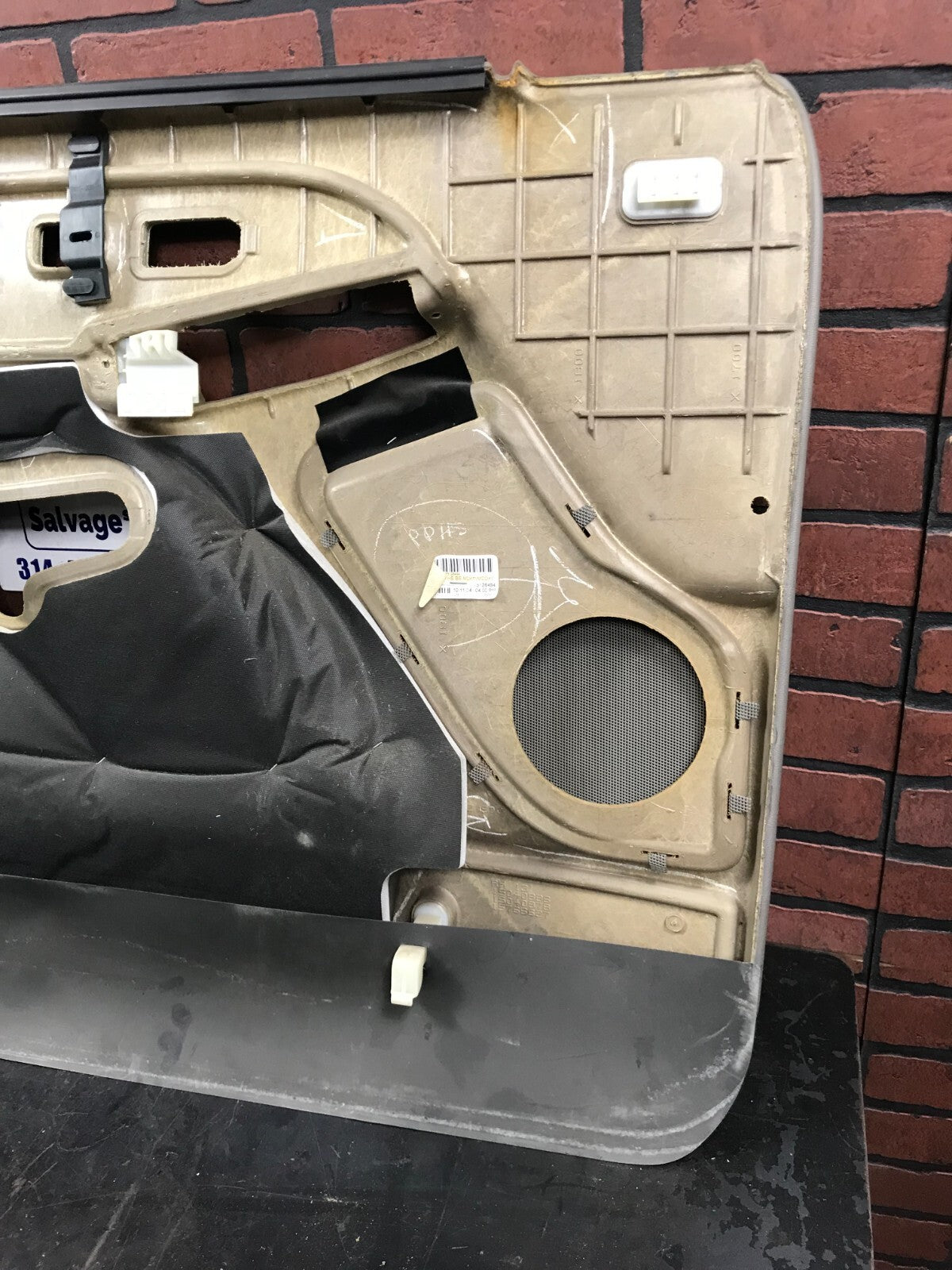 1999-02 GMC Yukon Denali XL Front Passenger RH Side Interior Door Panel 15126494