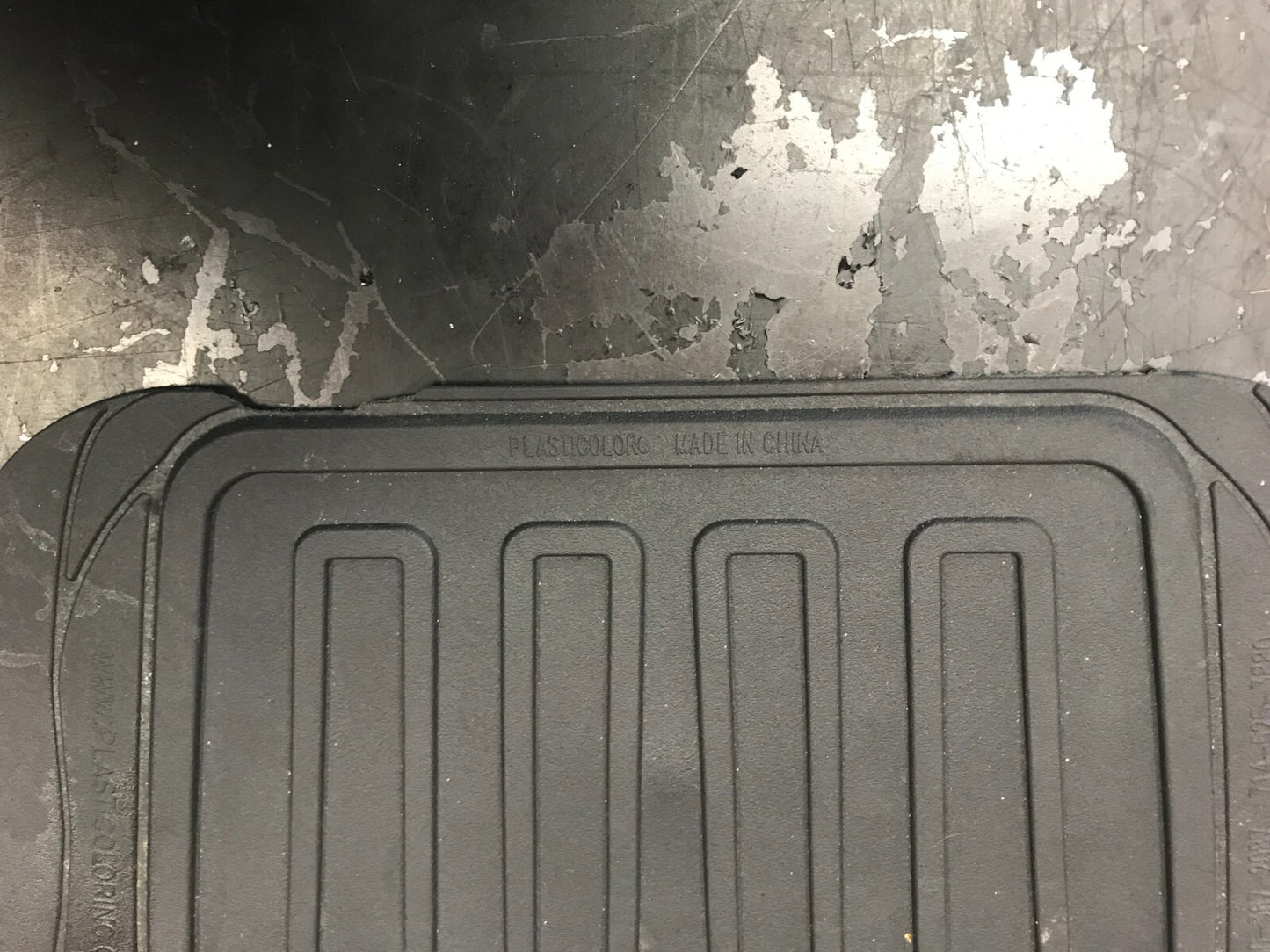 2008-2010 Dodge Challenger SRT Plasticolor Black Rubber Floor Mat Set of 4