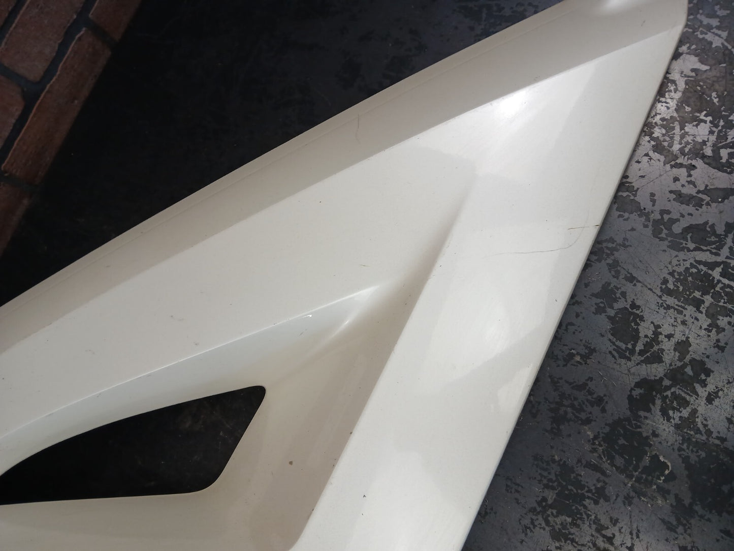 2002-2013 Escalade EXT Avalanche Left Outer Trim Panel Sail Cladding 15162092