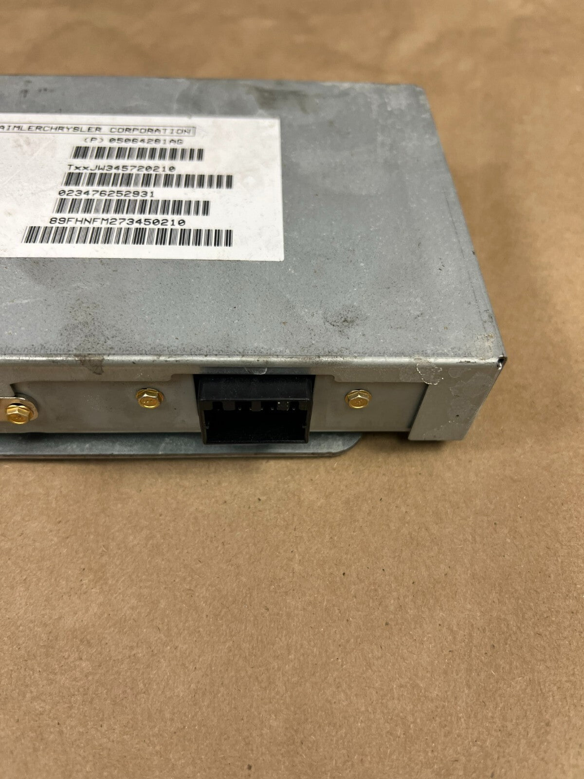 08-10 JEEP GRAND CHEROKEE SRT8 6.1L OEM SATELLITE RECEIVER RADIO MODULE COMPUTER