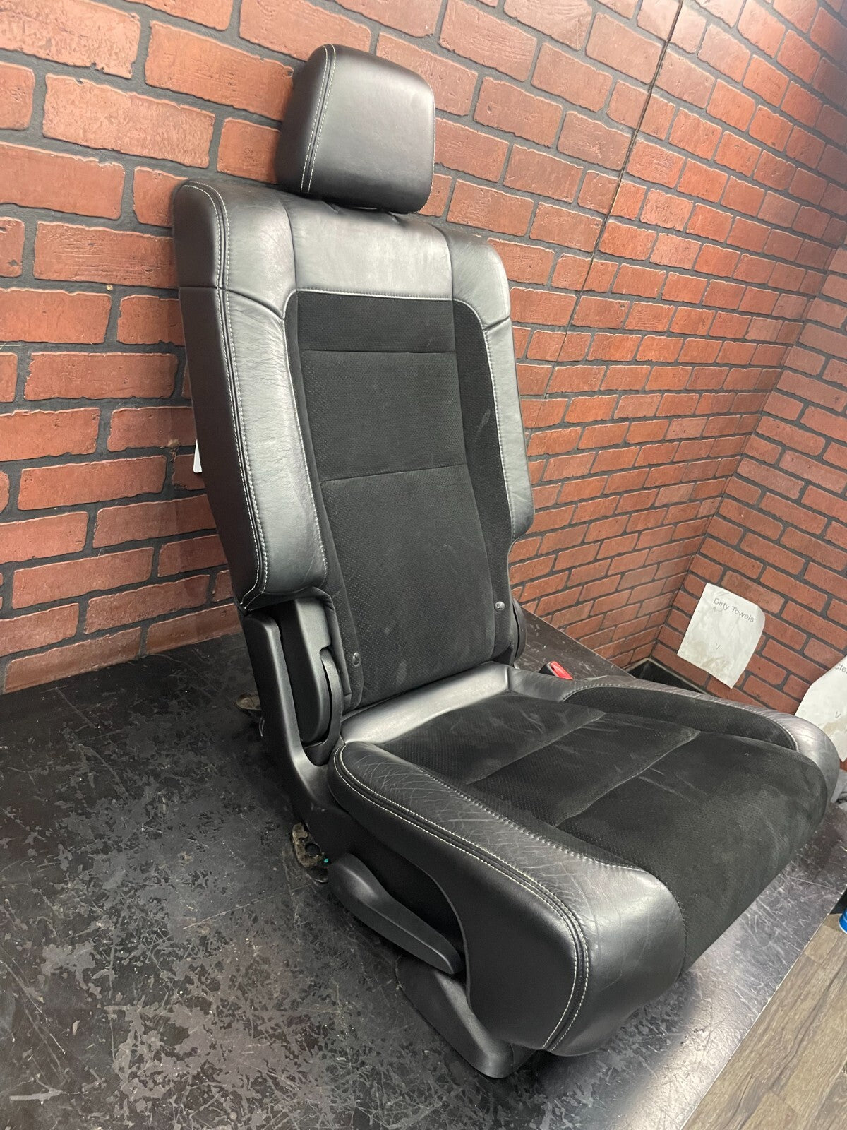 2011-2013 Jeep Grand Cherokee SRT8 Right Rear Seat Assembly Heated Black Suede
