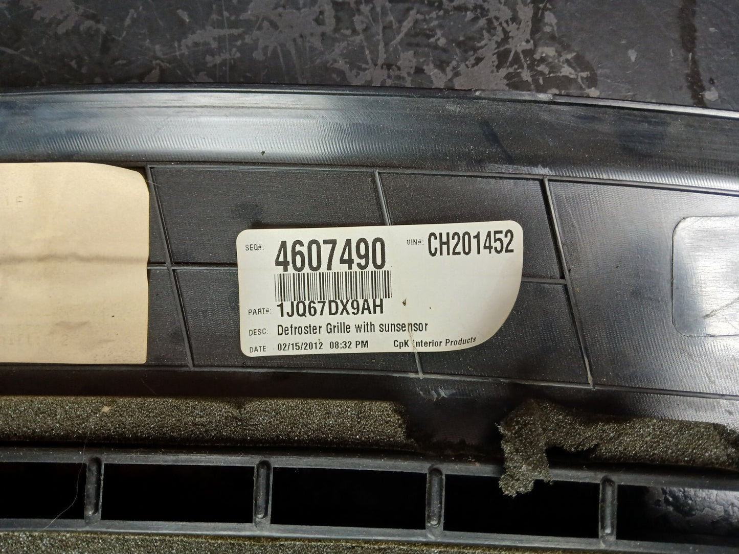 2011-2023 Charger/300 Dash Windshield Defroster Grille Panel 1jq67dx9ah