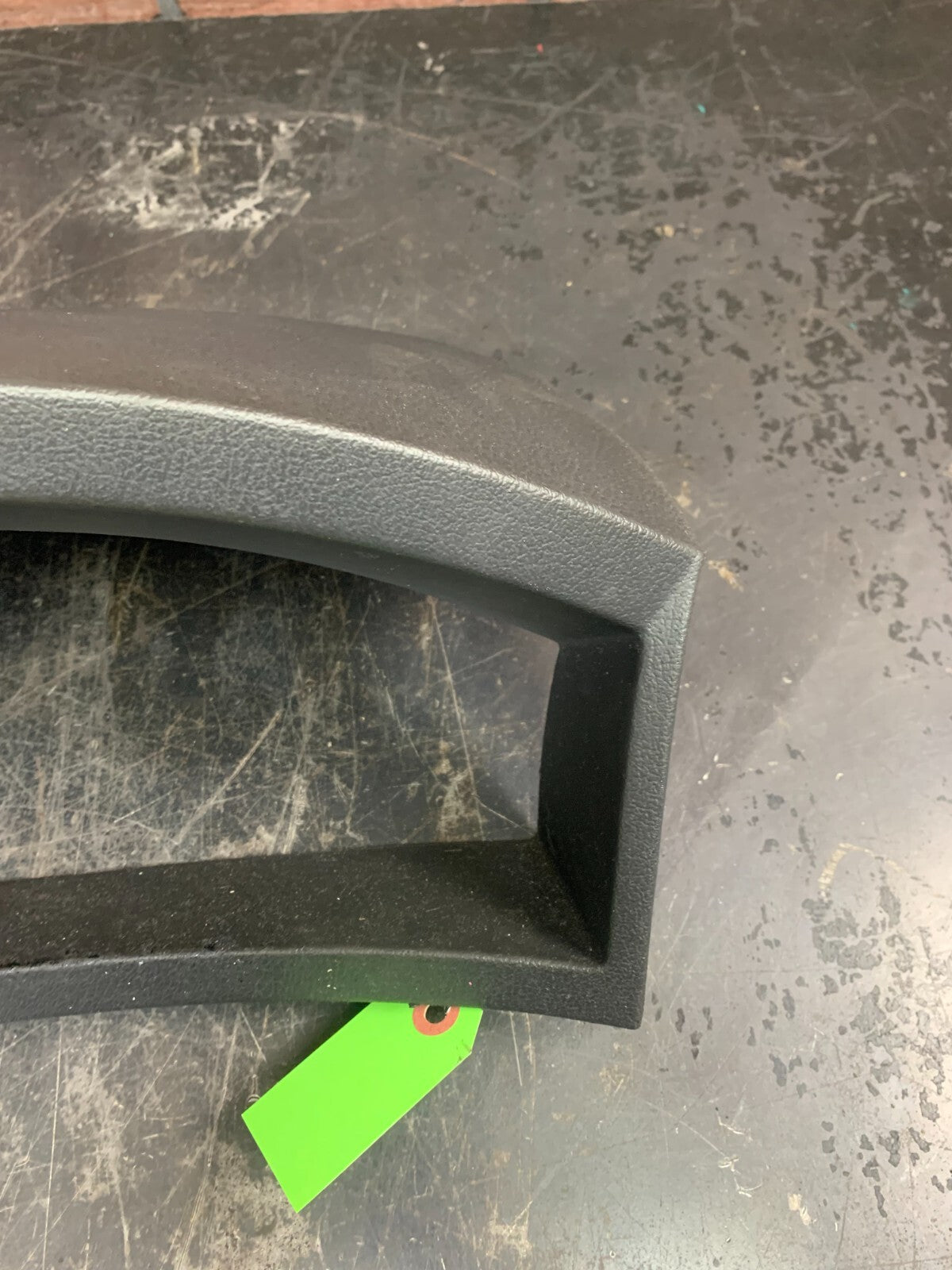 05-08 Jeep Grand Cherokee Speedometer Instrument Cluster Cover Bezel 5JY71TRM