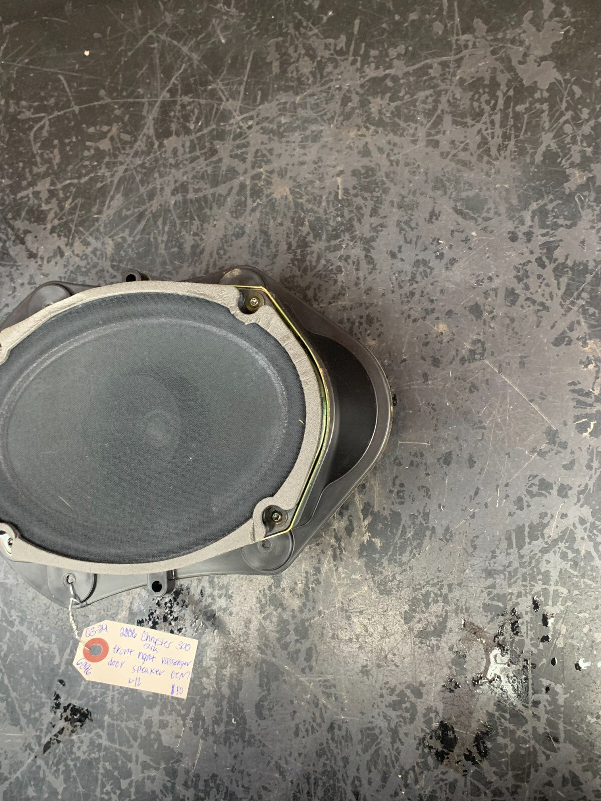 2005-2006 CHRYSLER 300 FRONT RIGHT PASSENGER DOOR SPEAKER OEM 05059067AB