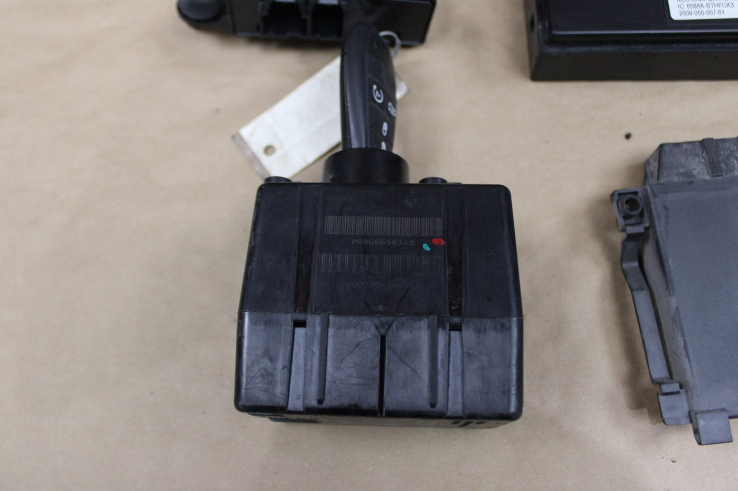 2013 Dodge Challenger SRT8 PCM ECU RFHUB Pedal Ignition Key Package 05150694AC