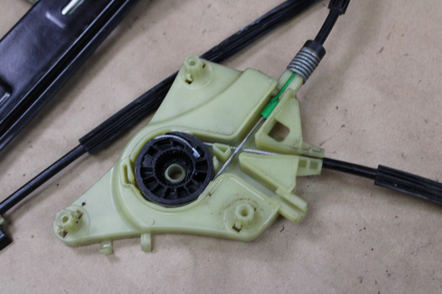 2012-2018 AUDI S7 REAR PASSENGER RIGHT SIDE DOOR WINDOW REGULATOR OEM 4G8839462C