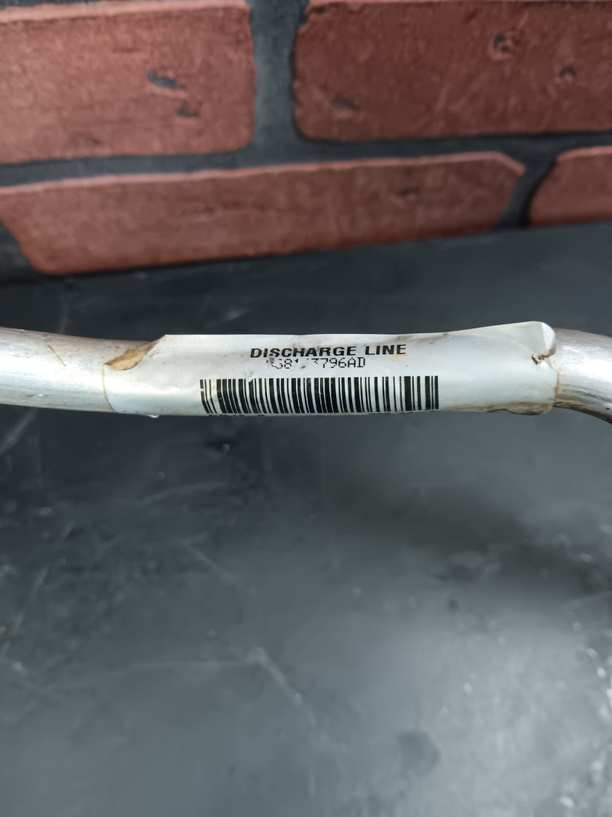 2014-2019 Dodge Ram 1500 3.0L Eco Diesel A/C Discharge Line Hose 68143796AD