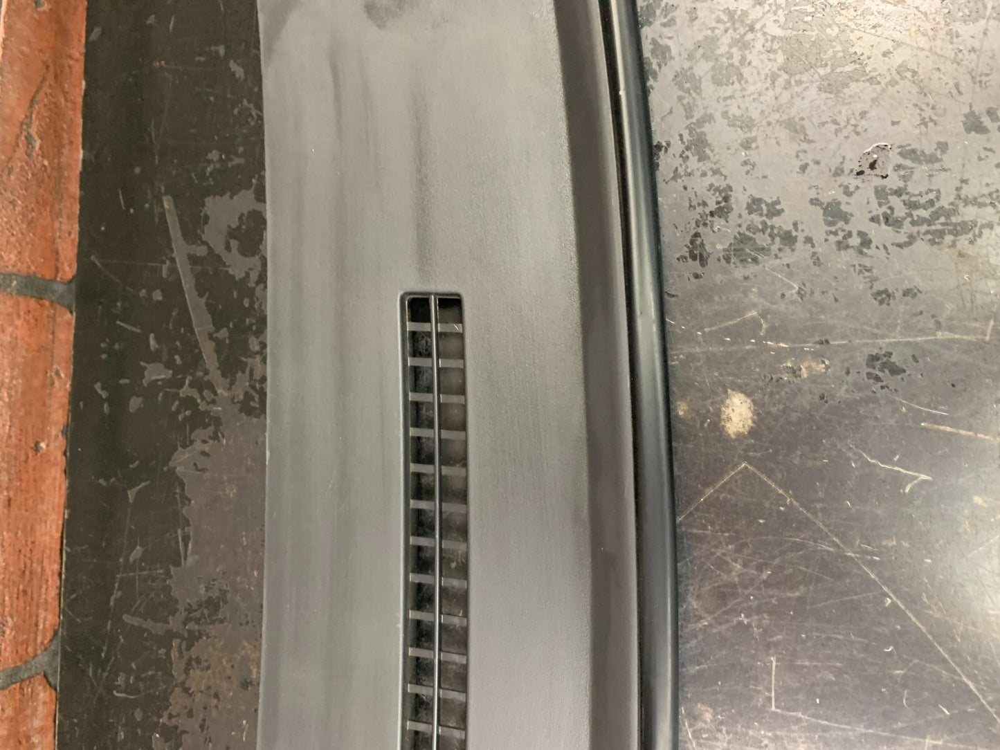 2007-2009 DODGE CALIBER DASH BOARD UPPER DEFROST DEFOGGER PANEL COWL TRIM OEM