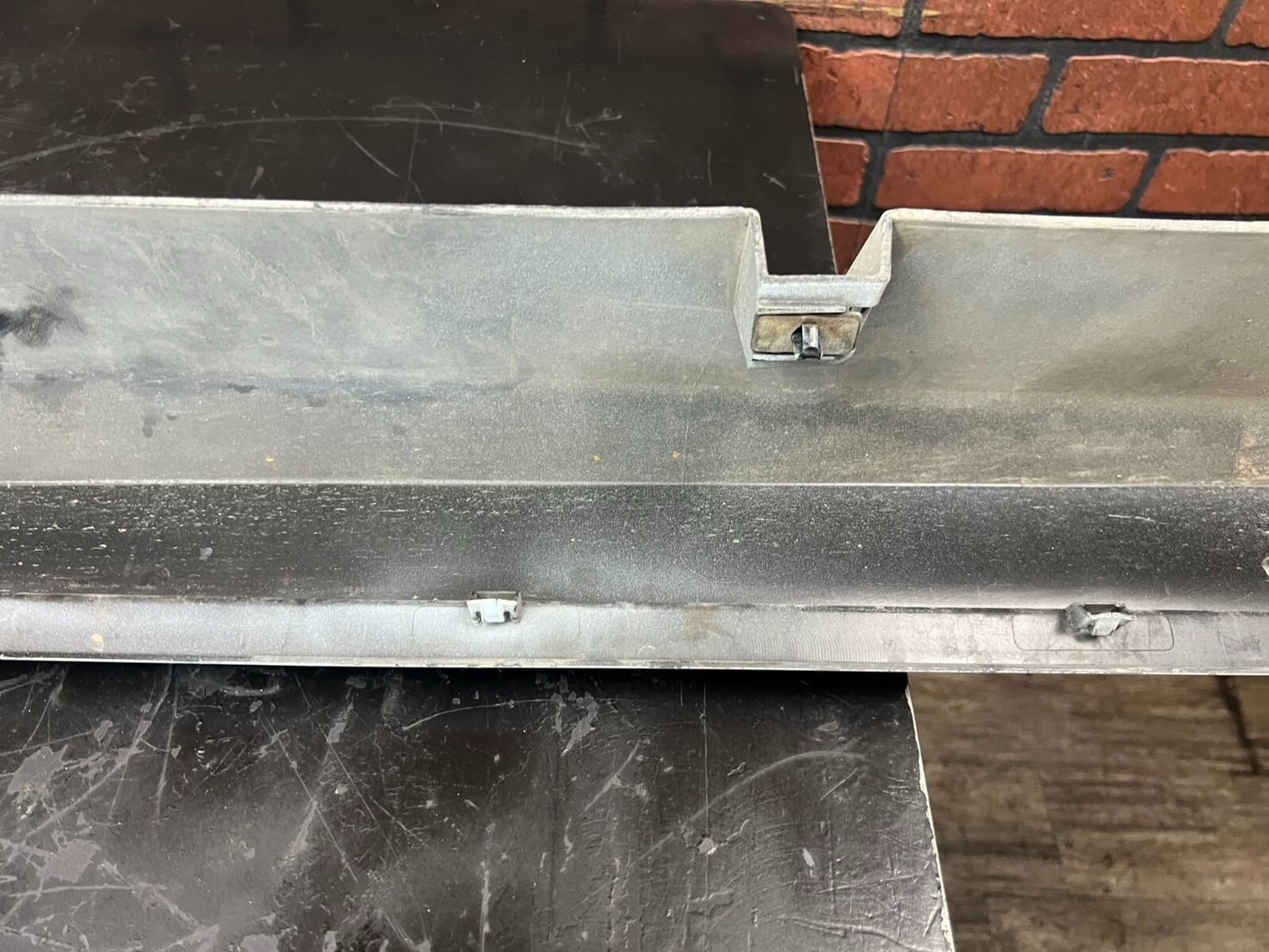 11-22 Dodge Charger SRT Right RH Passenger Rocker Moulding OEM used