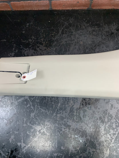 2005-2007 CHRYSLER 300 SRT INTERIOR LEFT CENTER B PILLAR TRIM OEM OUM23BD1AH.