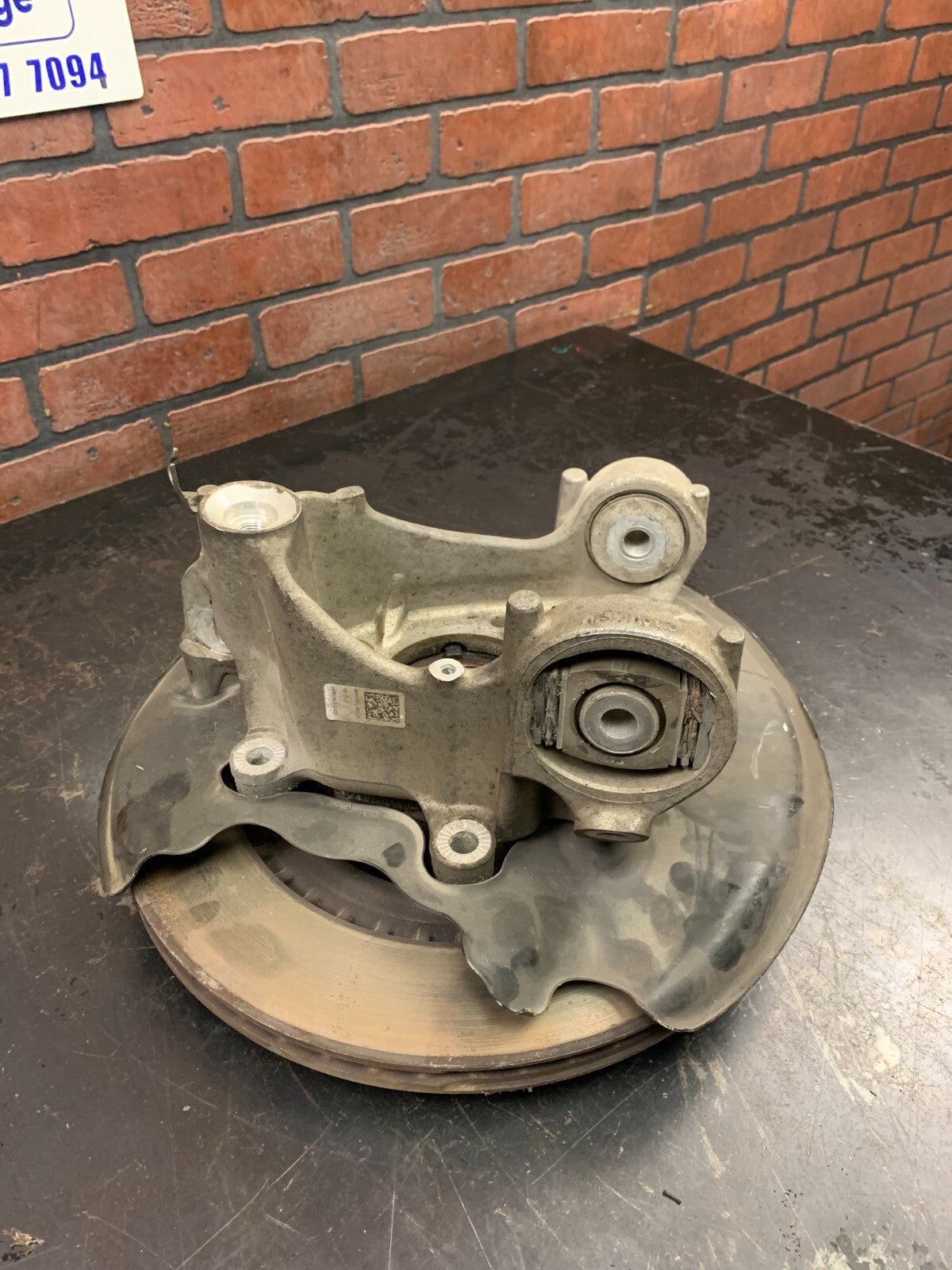 2012-2018 AUDI A8 RWD RIGHT PASS REAR LOWER SUSPENSION KNUCKLE AND CONTROL ARM