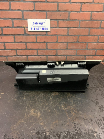 2006 Chrysler 300 Dash Glove Box Storage Compartment Door 0xw23bd1ab