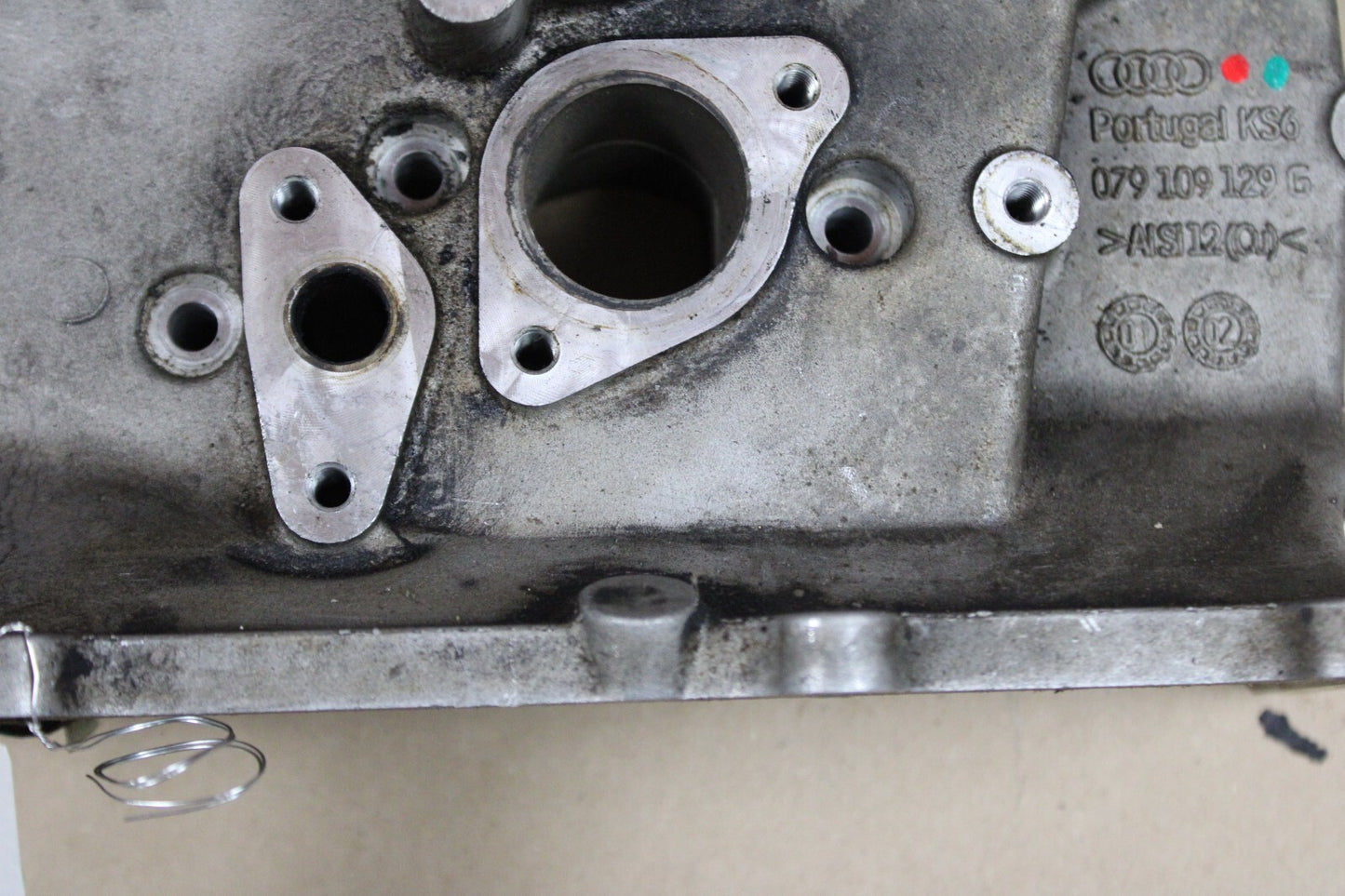 2004-2009 Audi S4 RS4 Driver LH Rear Left Side Timing Chain Cover  079 109 129 G