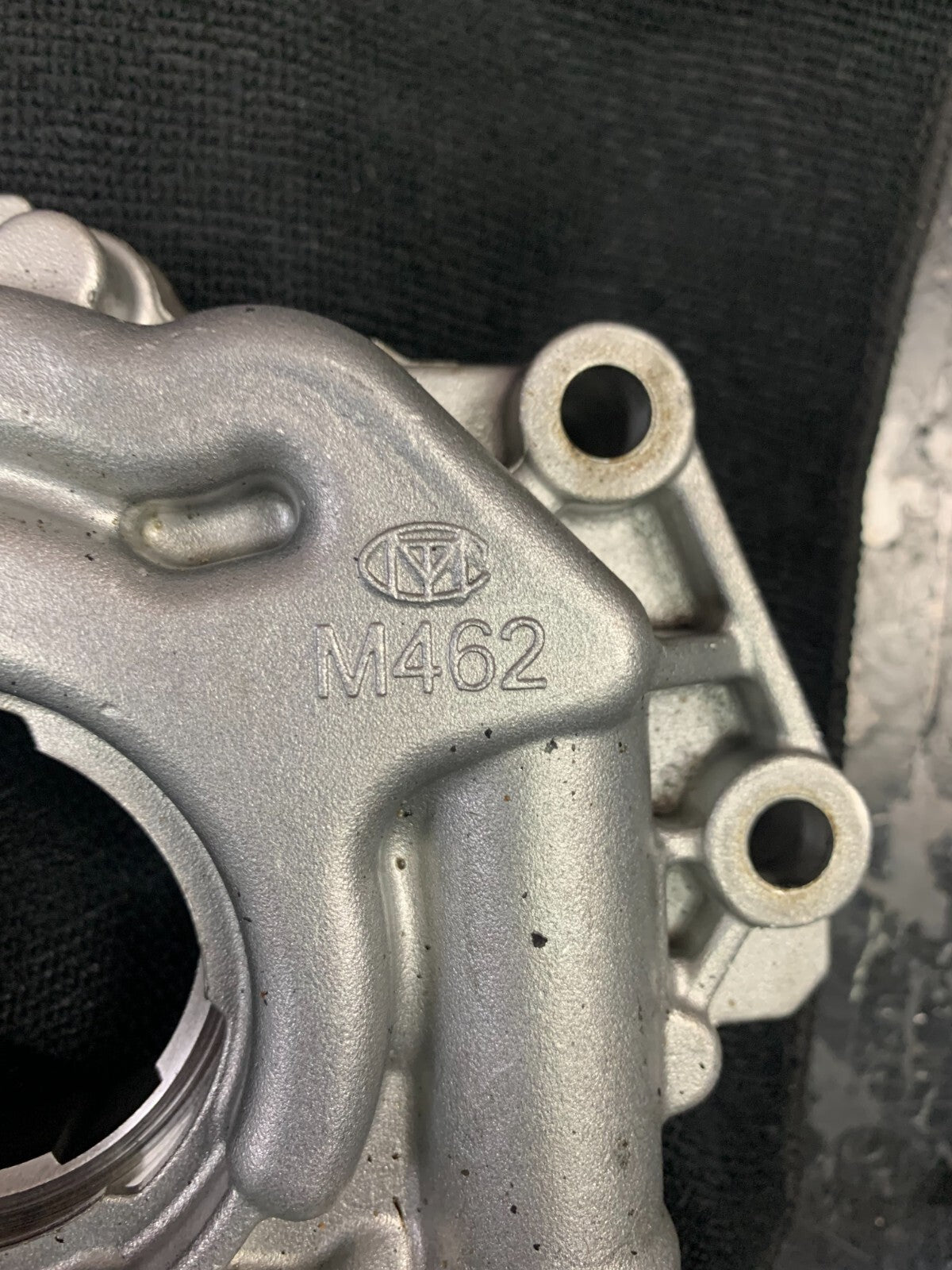 2011-2013 Dodge Charger Scat Pack 392 6.4l Genuine OEM Oil Pump 5038398AE