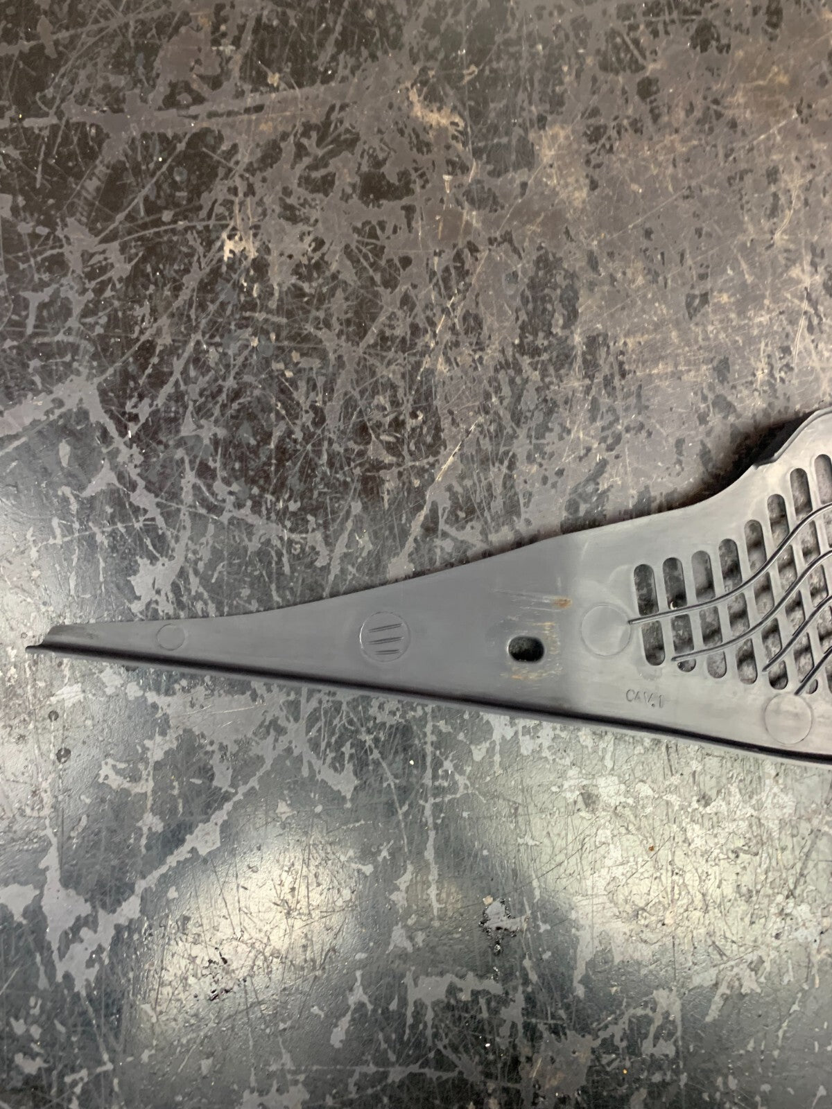 2009-2020 DODGE CHALLENGER FRONT RIGHT COWL VENT COVER PANEL OEM 04806222AB