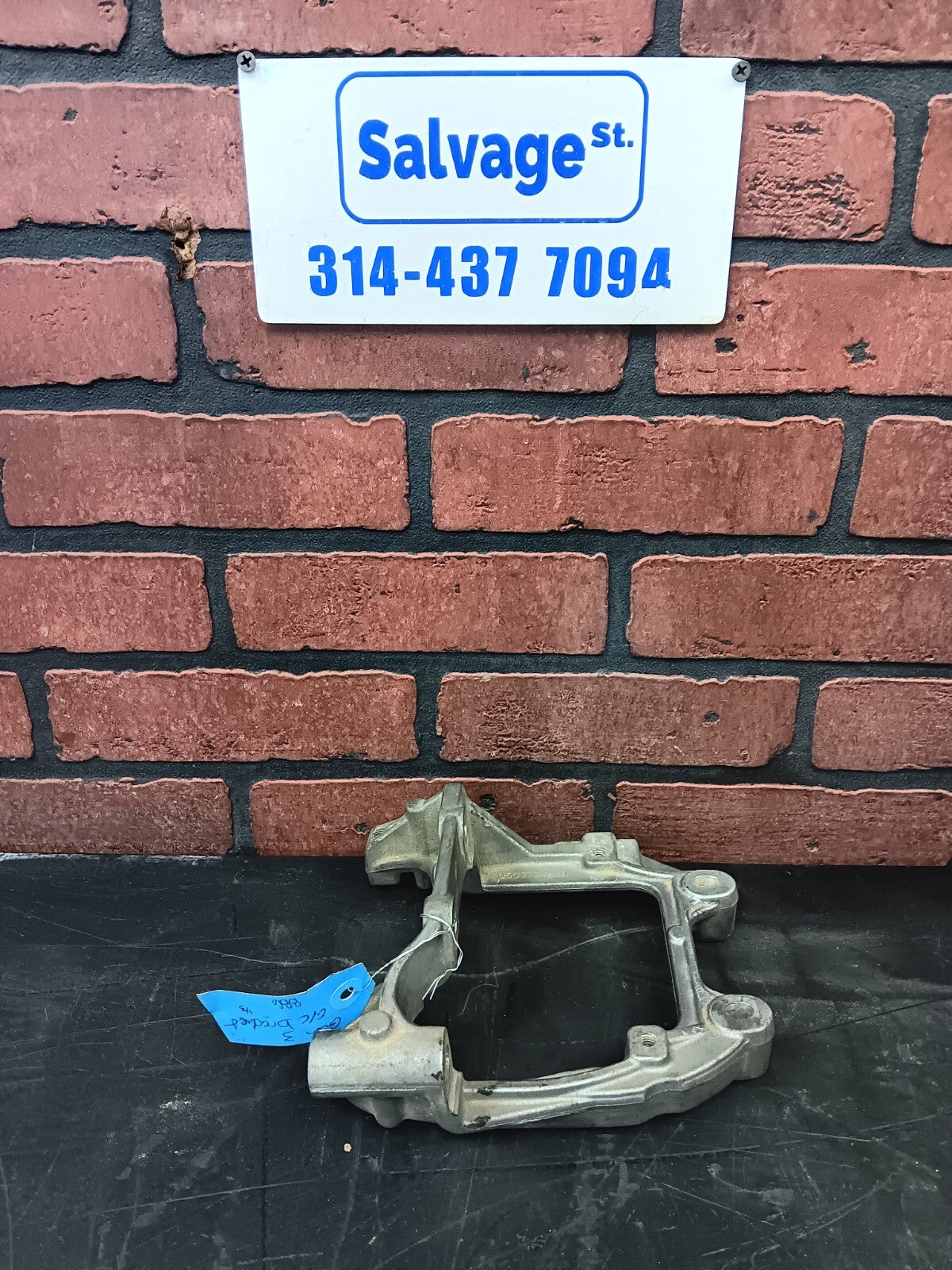 2003-2006 Gen 3 Dodge Viper/Ram SRT10 A/C Compressor Mounting Bracket 05037348ad