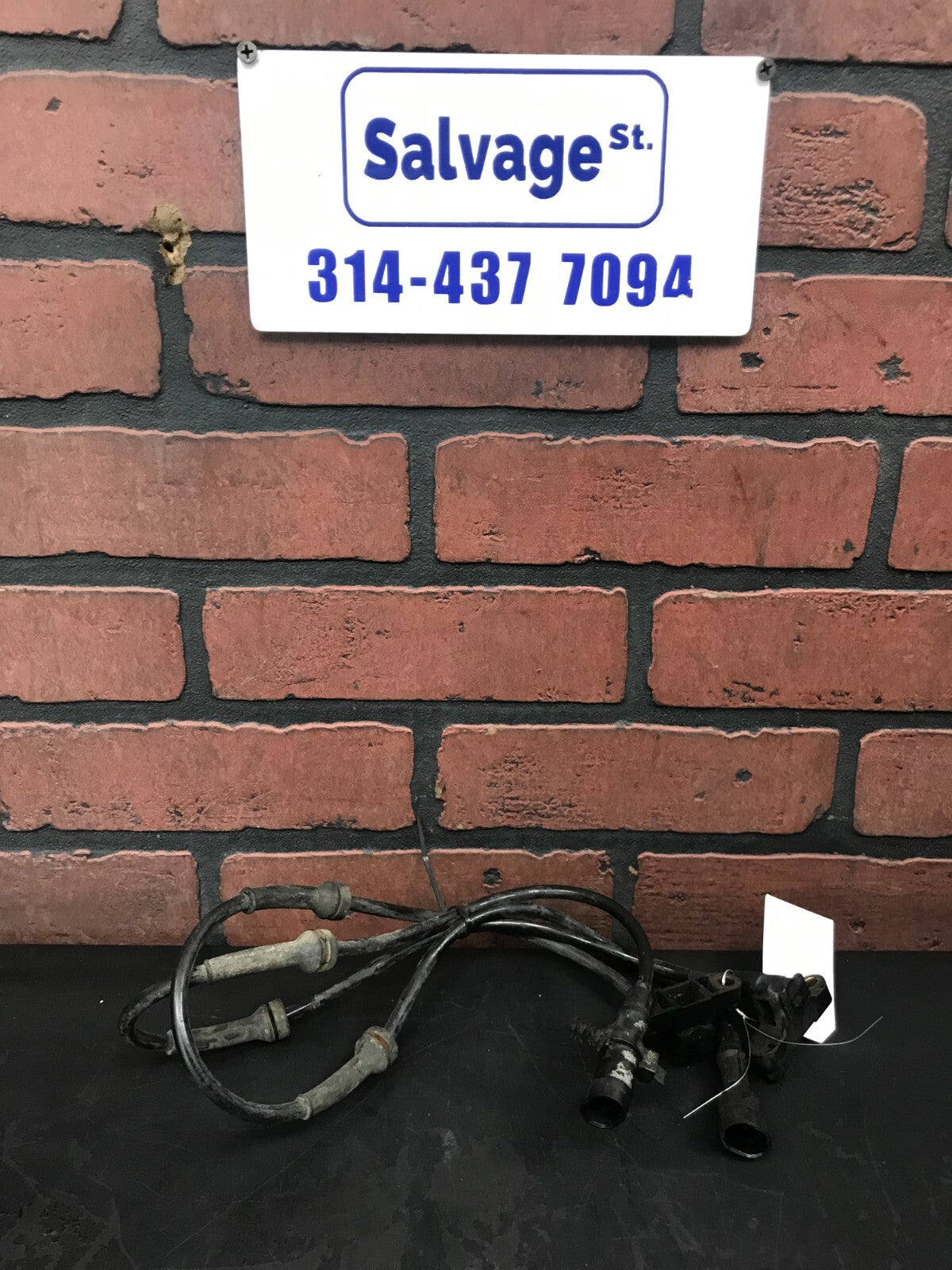 2001-2010 Chrysler Dodge ABS Anti-Lock Brake Wheel Speed Sensor 05273333AE