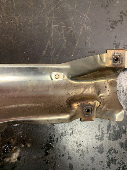 2011-2014 JEEP GRAND CHEROKEE EXHAUST MANIFOLD UPPER LEFT SIDE OEM 05038550AC