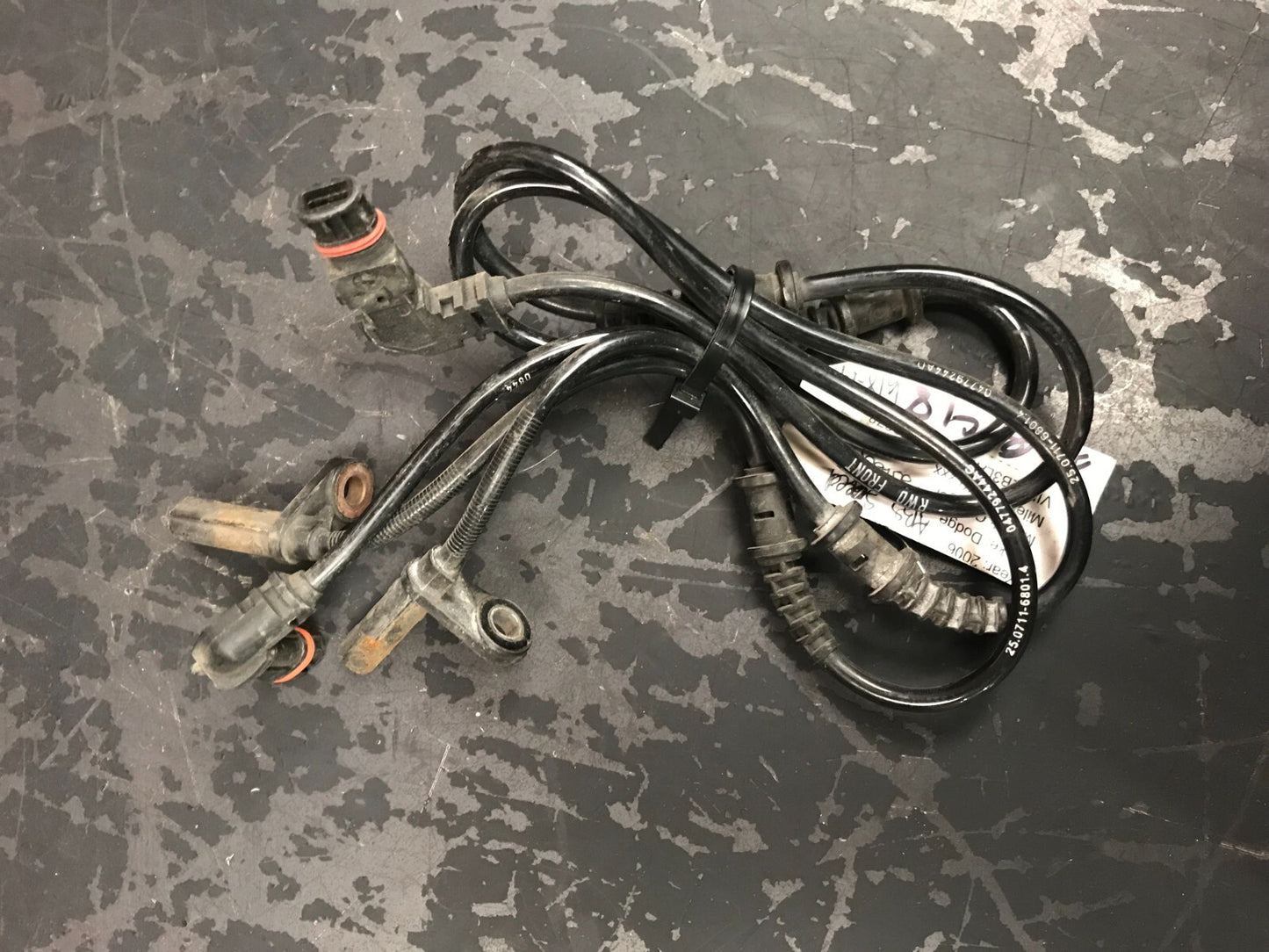 2005-2010 Dodge Chrysler ABS Anti-Lock Brake Wheel Speed Sensor 04779244AC