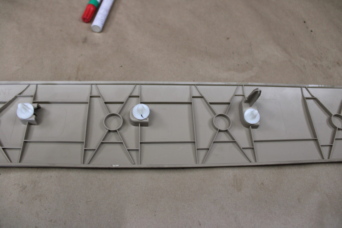 2007-2014 Escalade Tahoe Yukon Interior Molding Back Body Opening Garnish Beige