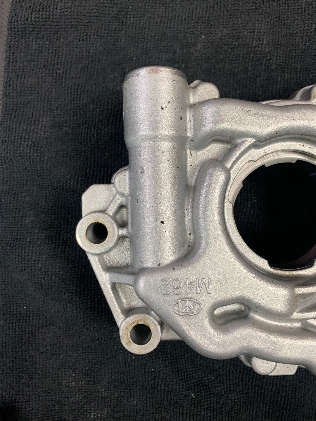 2011-2013 Dodge Charger Scat Pack 392 6.4l Genuine OEM Oil Pump 5038398AE