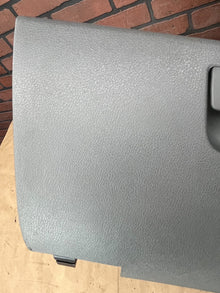 2005-2007 Jeep Grand Cherokee SRT8 OEM Glove Box Storage Compartment Gray