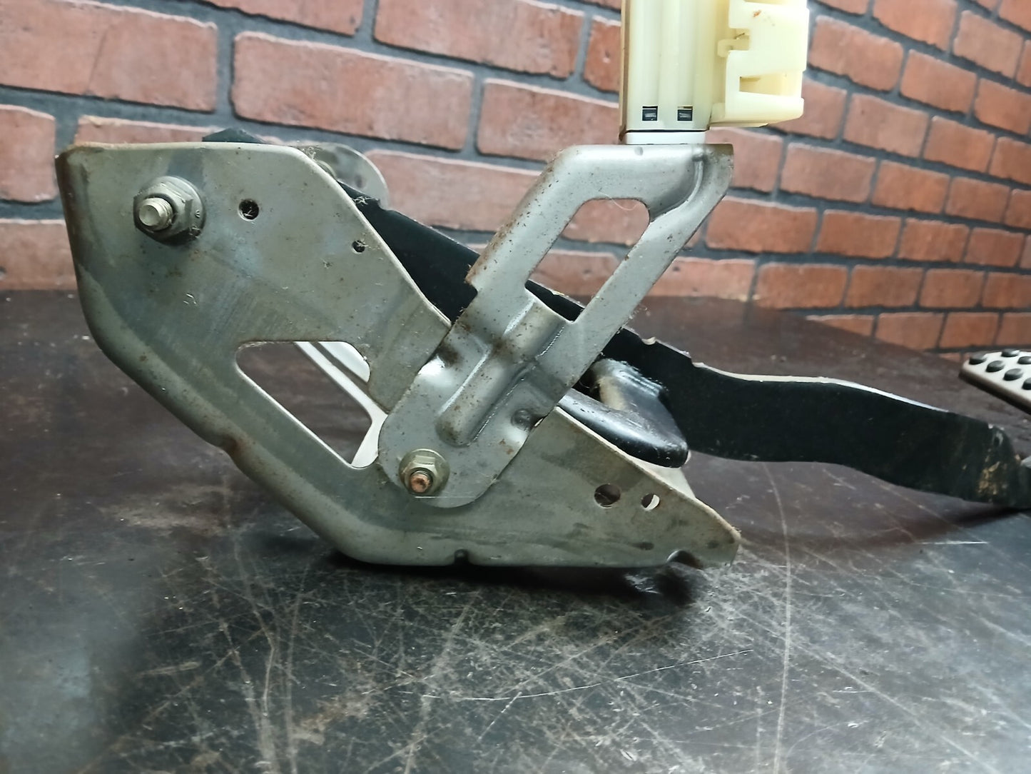 2008-2014 Dodge Challenger SRT Brake Stop Pedal Assembly