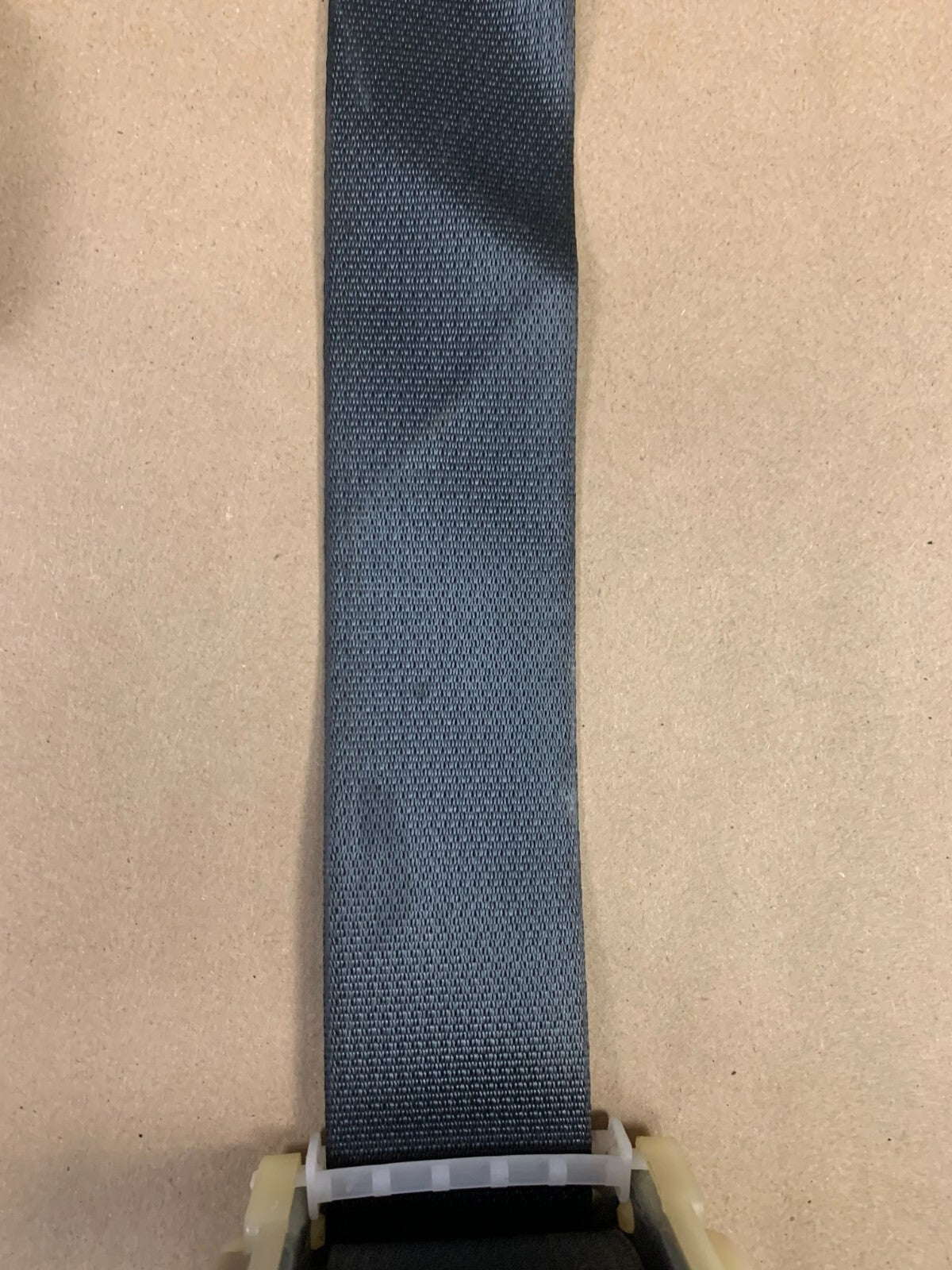 2006-2007 Chrysler 300 Rear Center Seat Belt Retractor OEM P1BY501DVAA