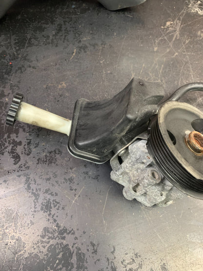05-11 Grand Cherokee Commander Power Steering Pump w/ Pulley OEM 053013677AB