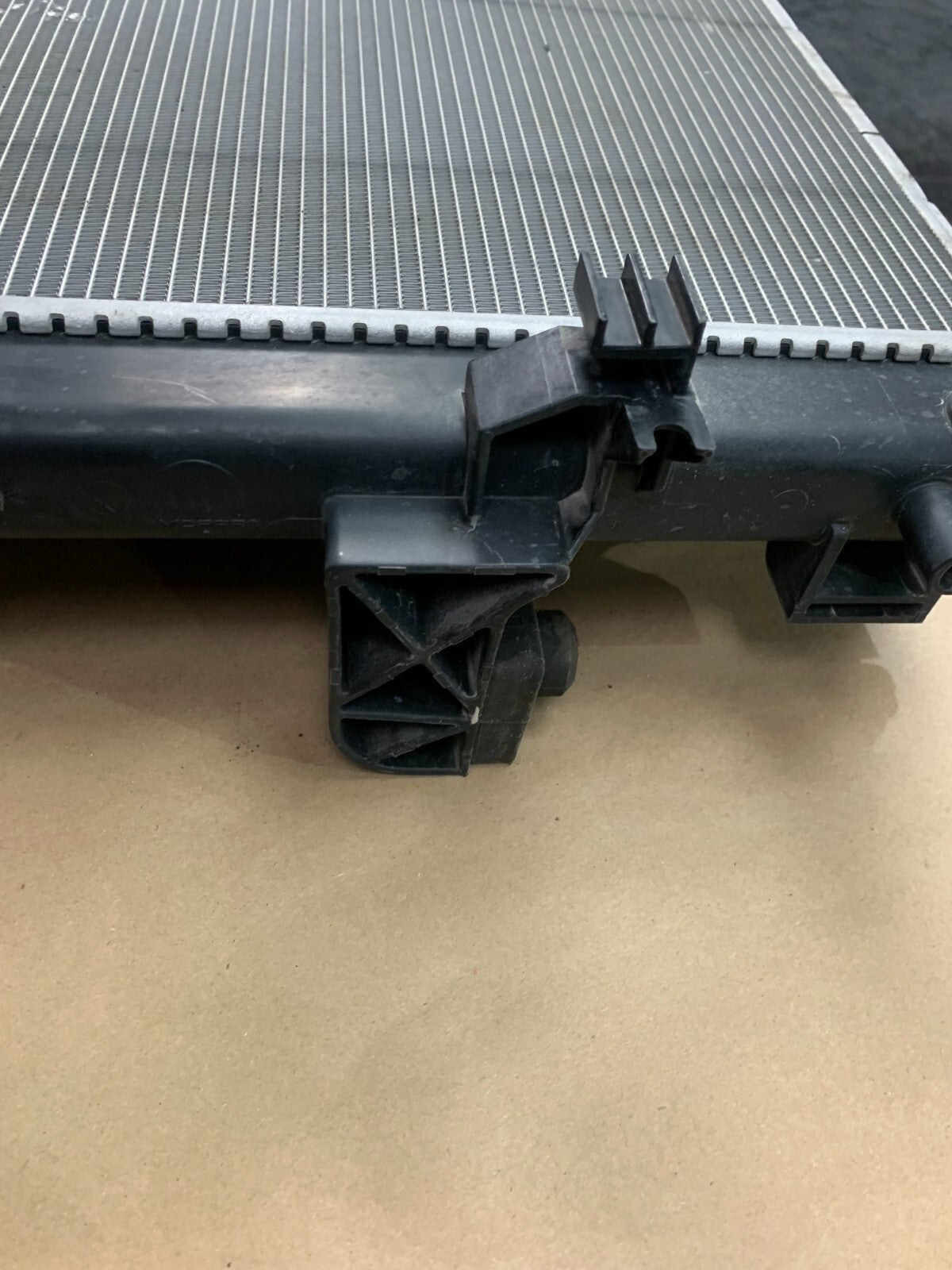 2014-2019 Ram 1500 EcoDiesel 2500/3500 6.4 Engine Cooling Radiator Assembly 195k