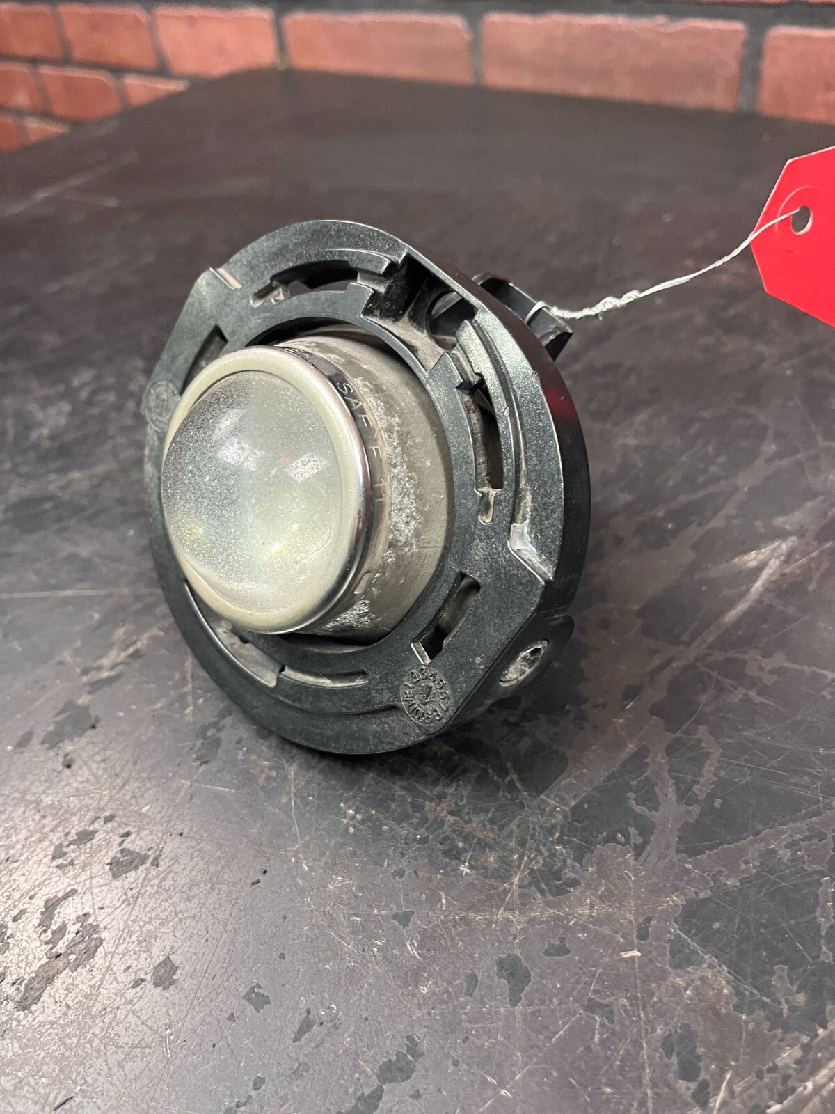 2012 Chrysler 300 Srt8 DRL Housing OEM Does not include bulb