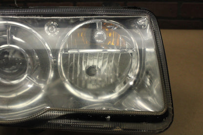 2005-2010 Chrysler 300 SRT8 Front Passenger RH Side HID Headlight Assembly OEM