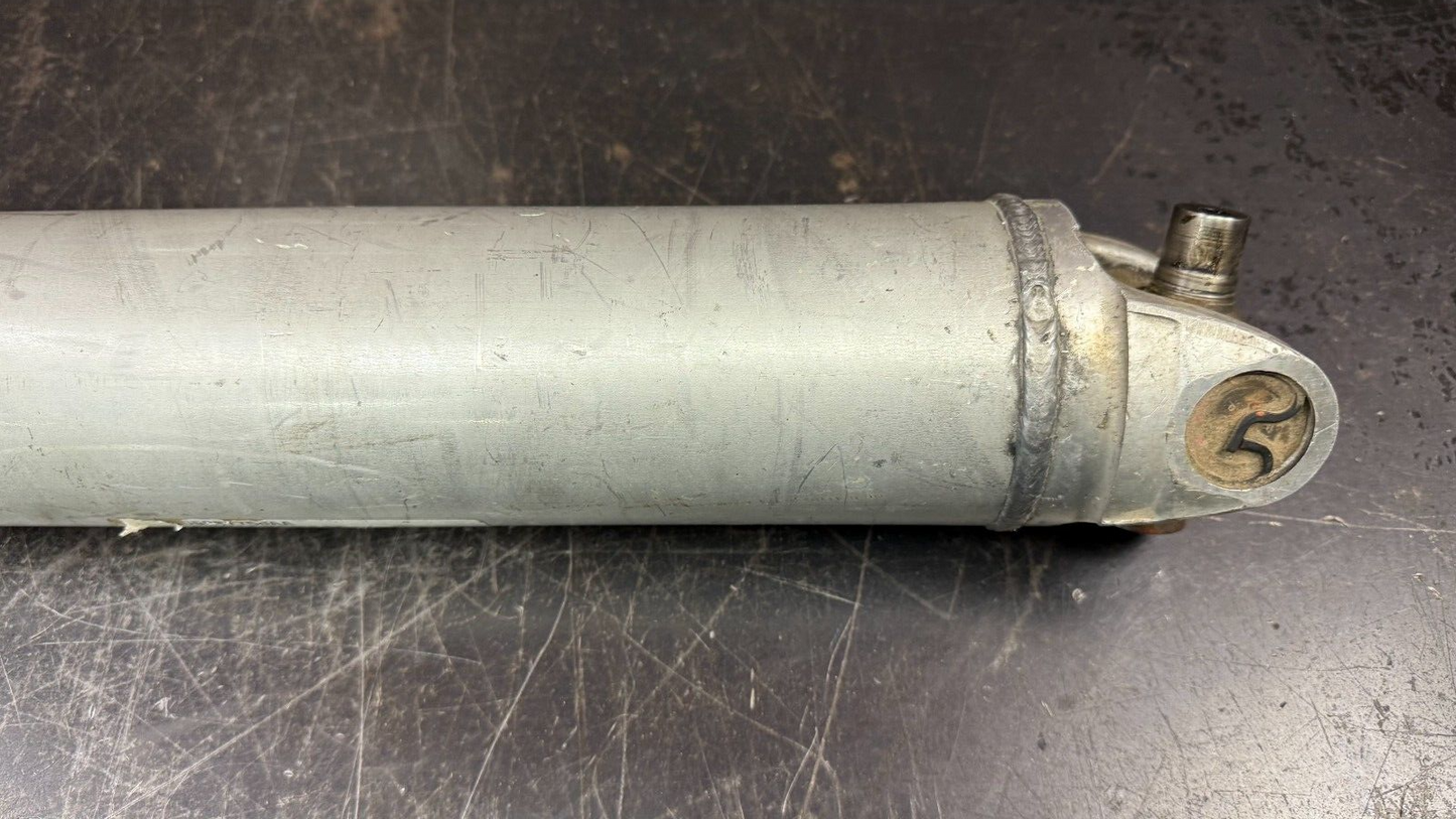 2003-2006 Gen 3 Dodge Viper SRT-10 Rear Drive Shaft Assembly 05037750aa