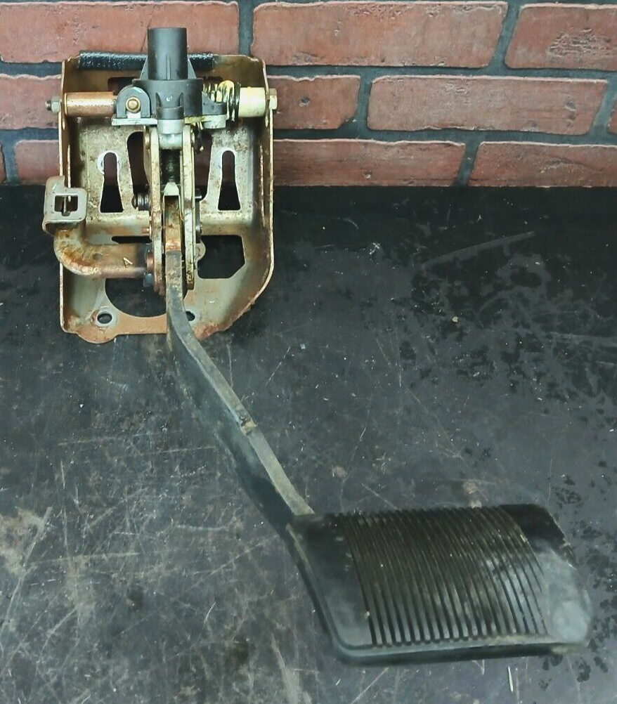 2007 Dodge Charger SRT8 Brake Stop Pedal Box Assembly w/ Sensor OEM