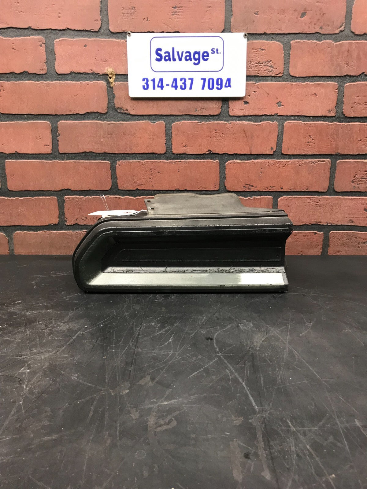 2015-2022 Dodge Challenger SRT Rear Driver LH Side Tail Light DAMAGED LENS